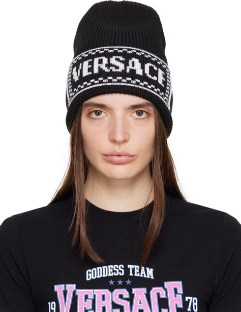 versace bonnet